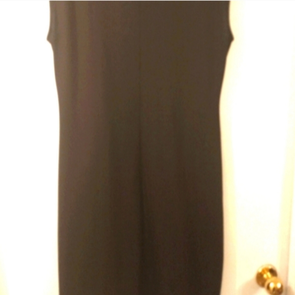 Mid-Rusching Dress - Picture 4 of 6